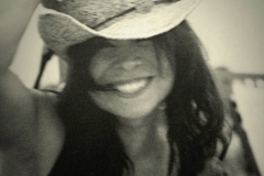 Rachel Emmons playing violin at a Martian Horses show  (captured by Monica Hui Hekman)